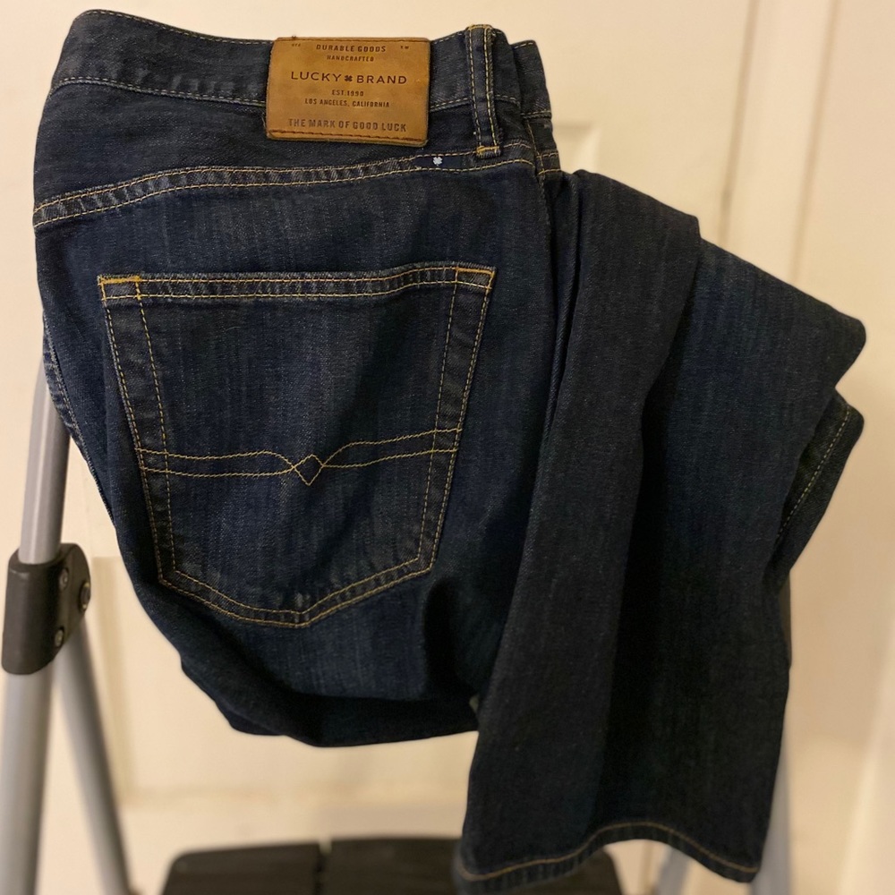 Men’s Lucky Brand 410 Athletic Slim